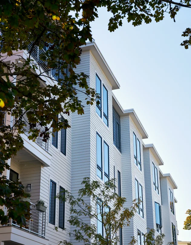 Image of the exterior of a building on the general contracting page